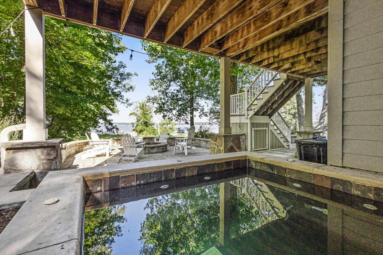 N5195 Forest Glen Beach Road