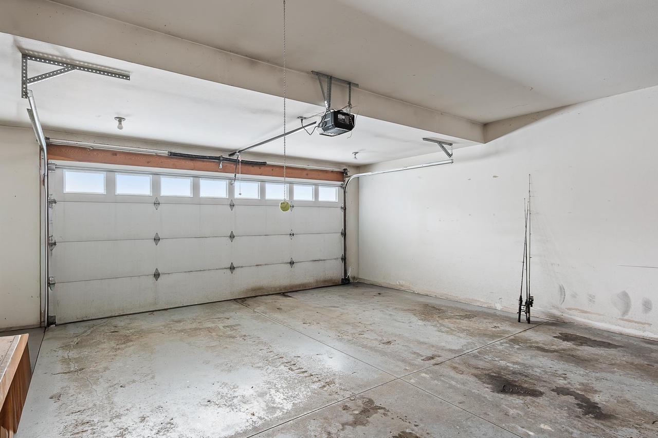 178 East Front Street 14