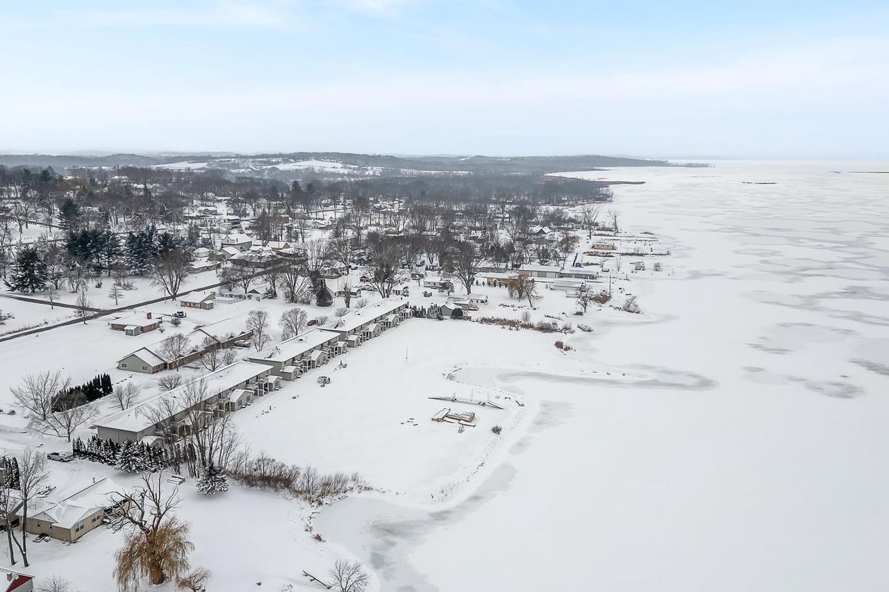 178 East Front Street 14