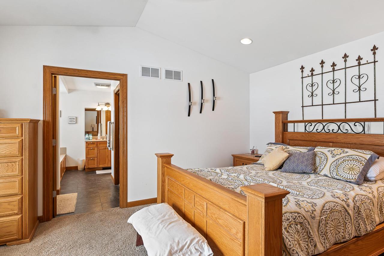 178 East Front Street 14