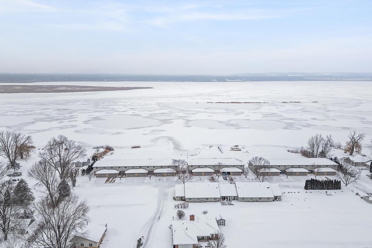 178 East Front Street 14