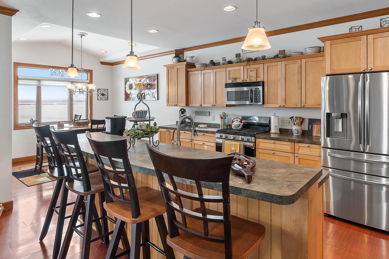 178 East Front Street 14