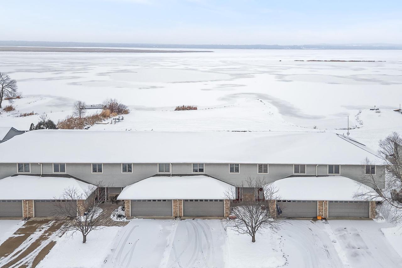 178 East Front Street 14