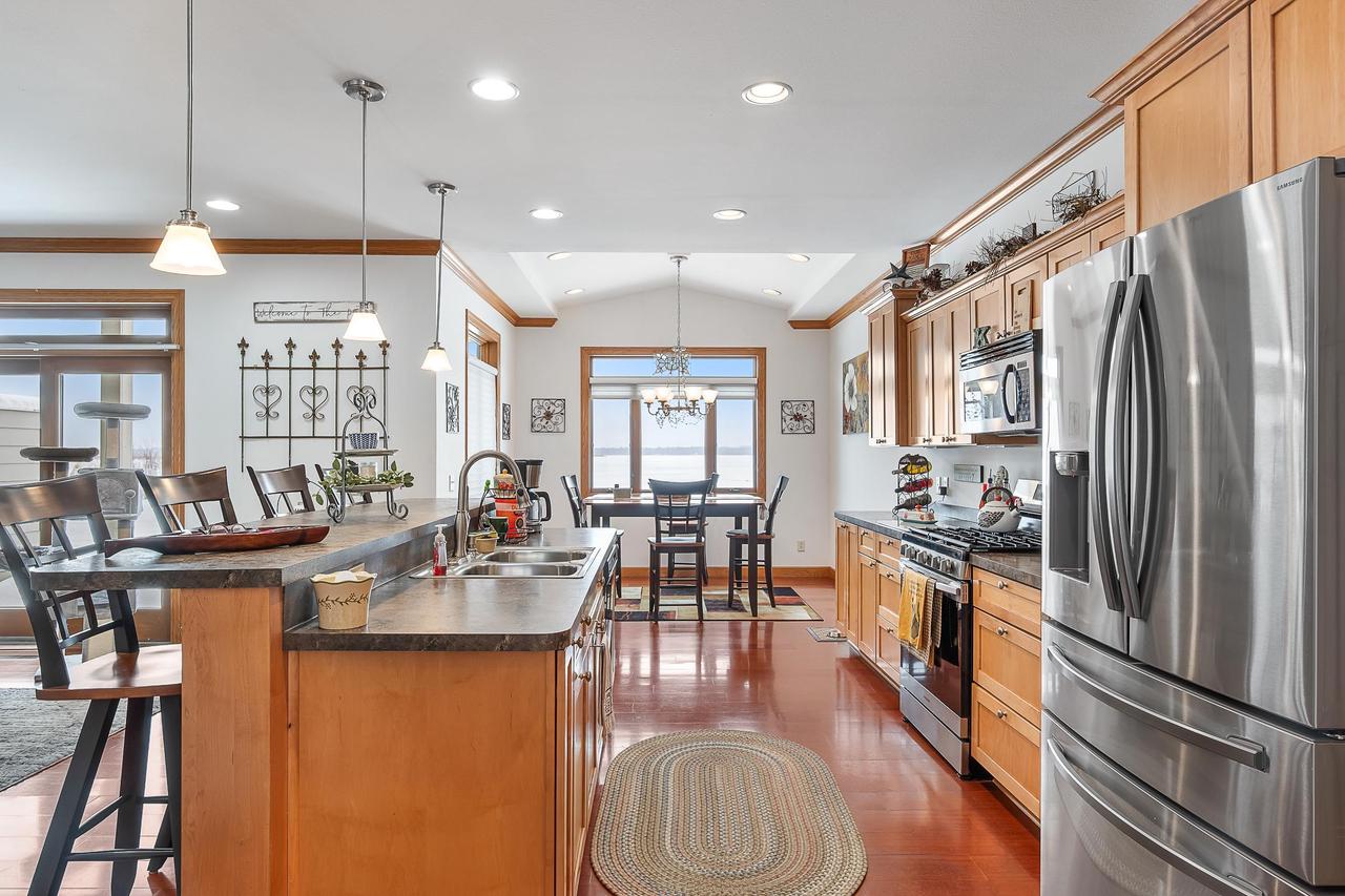 178 East Front Street 14