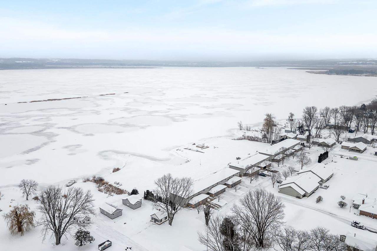 178 East Front Street 14