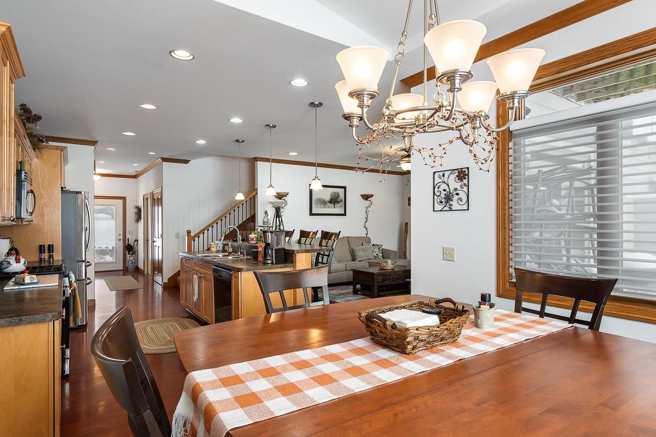 178 East Front Street 14