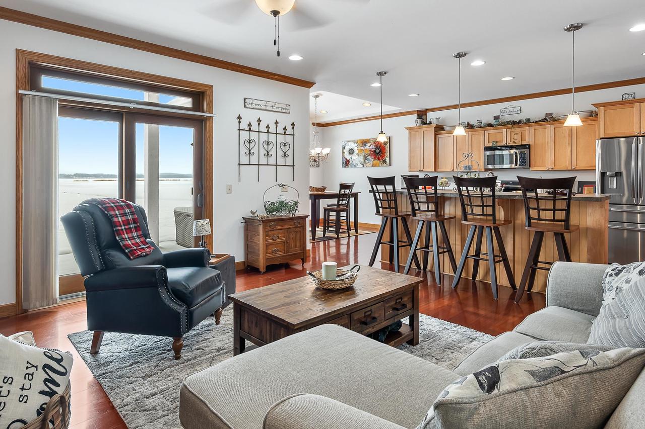 178 East Front Street 14