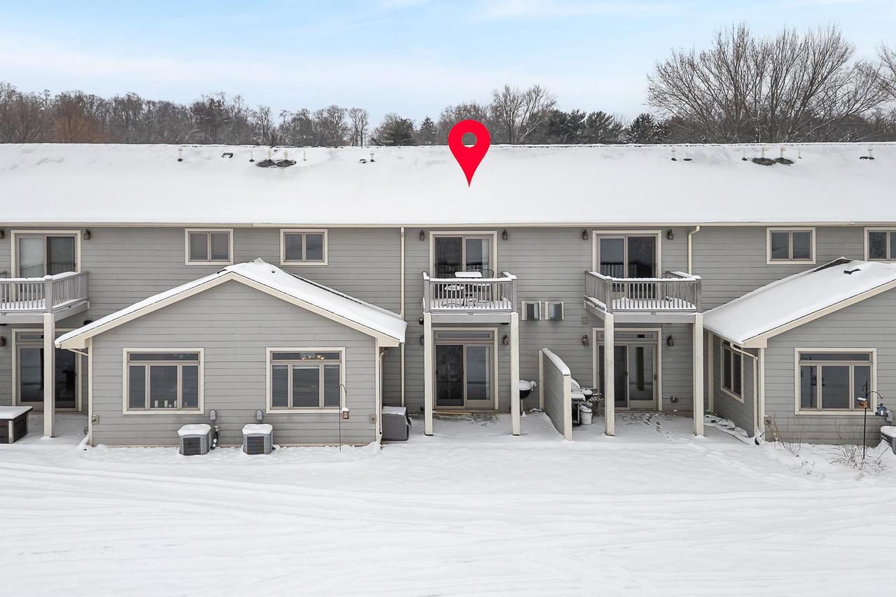 178 East Front Street 14