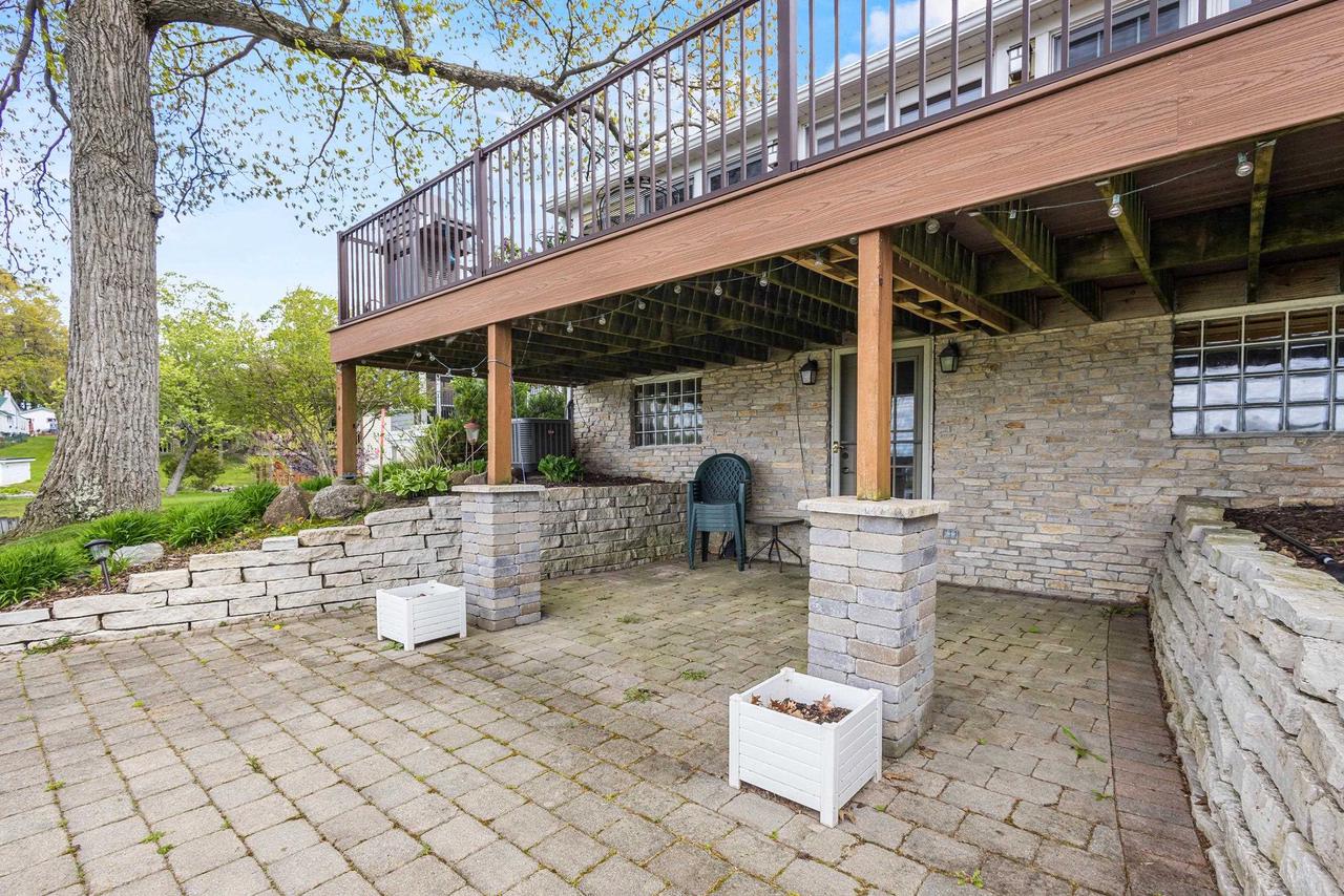 W964 Spring Grove Road