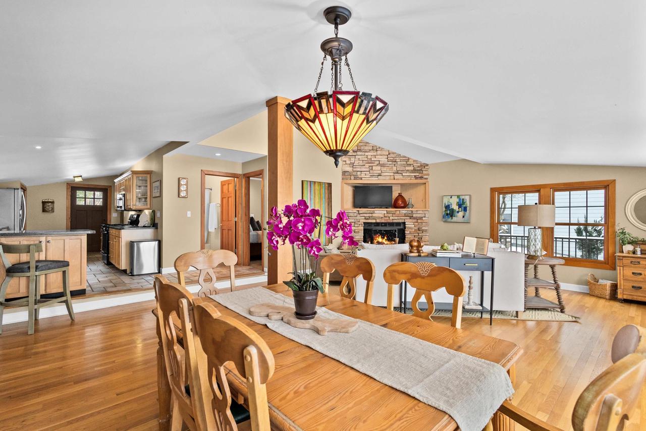 W964 Spring Grove Road