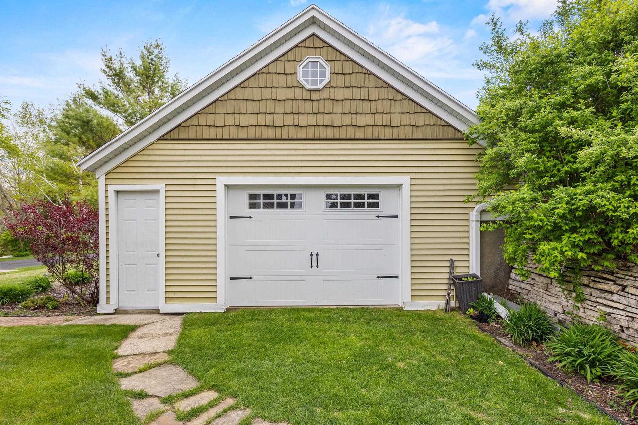 W964 Spring Grove Road