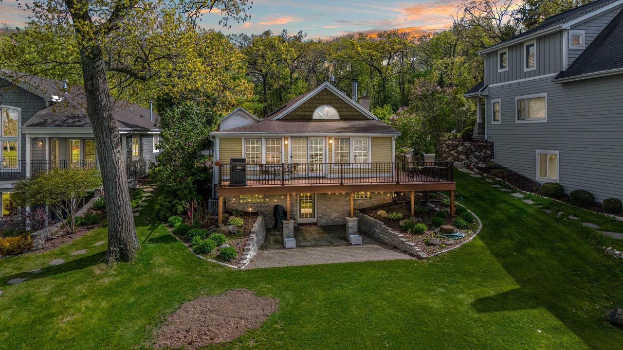 W964 Spring Grove Road