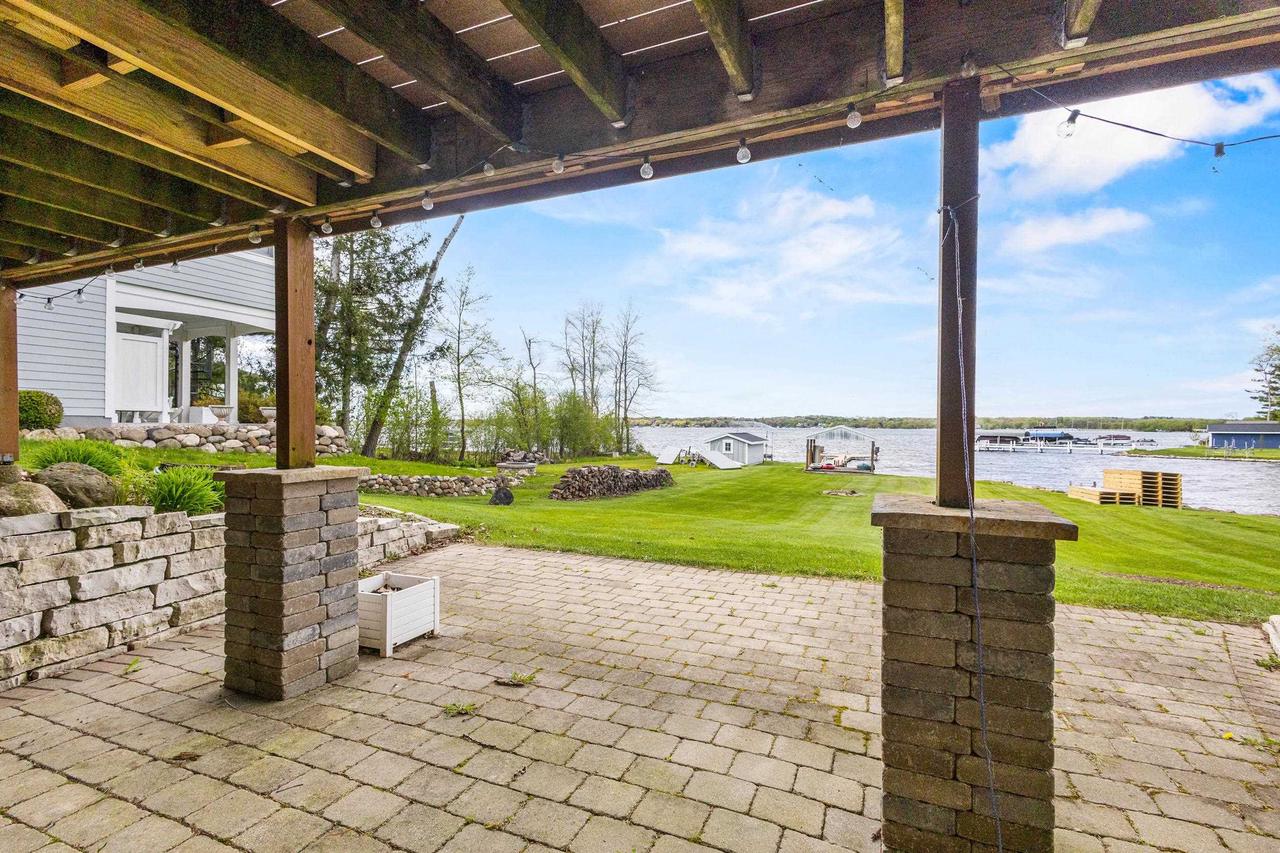 W964 Spring Grove Road