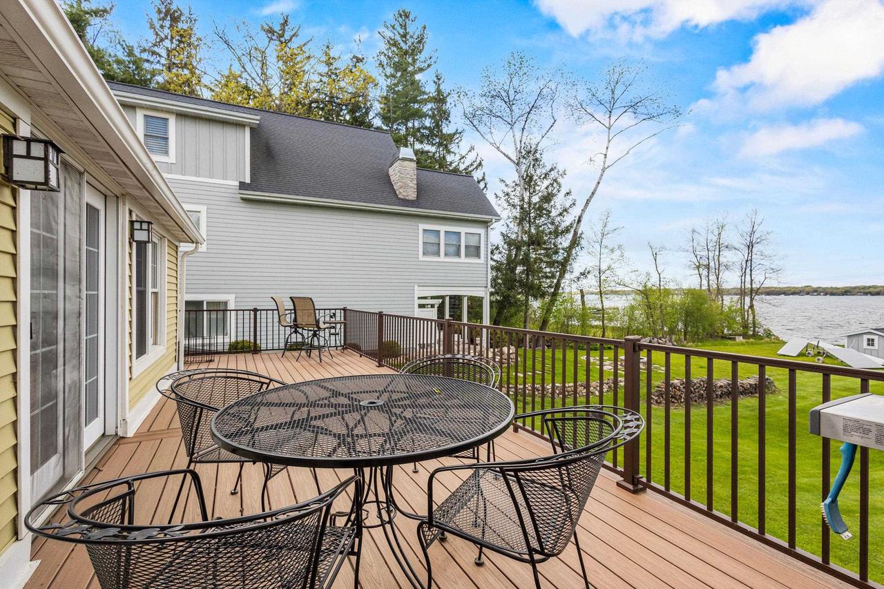 W964 Spring Grove Road
