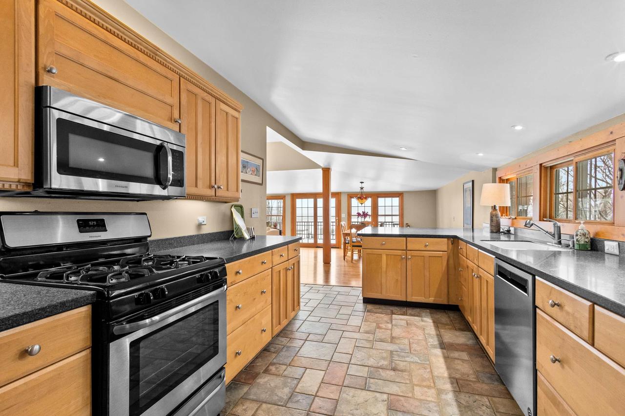 W964 Spring Grove Road