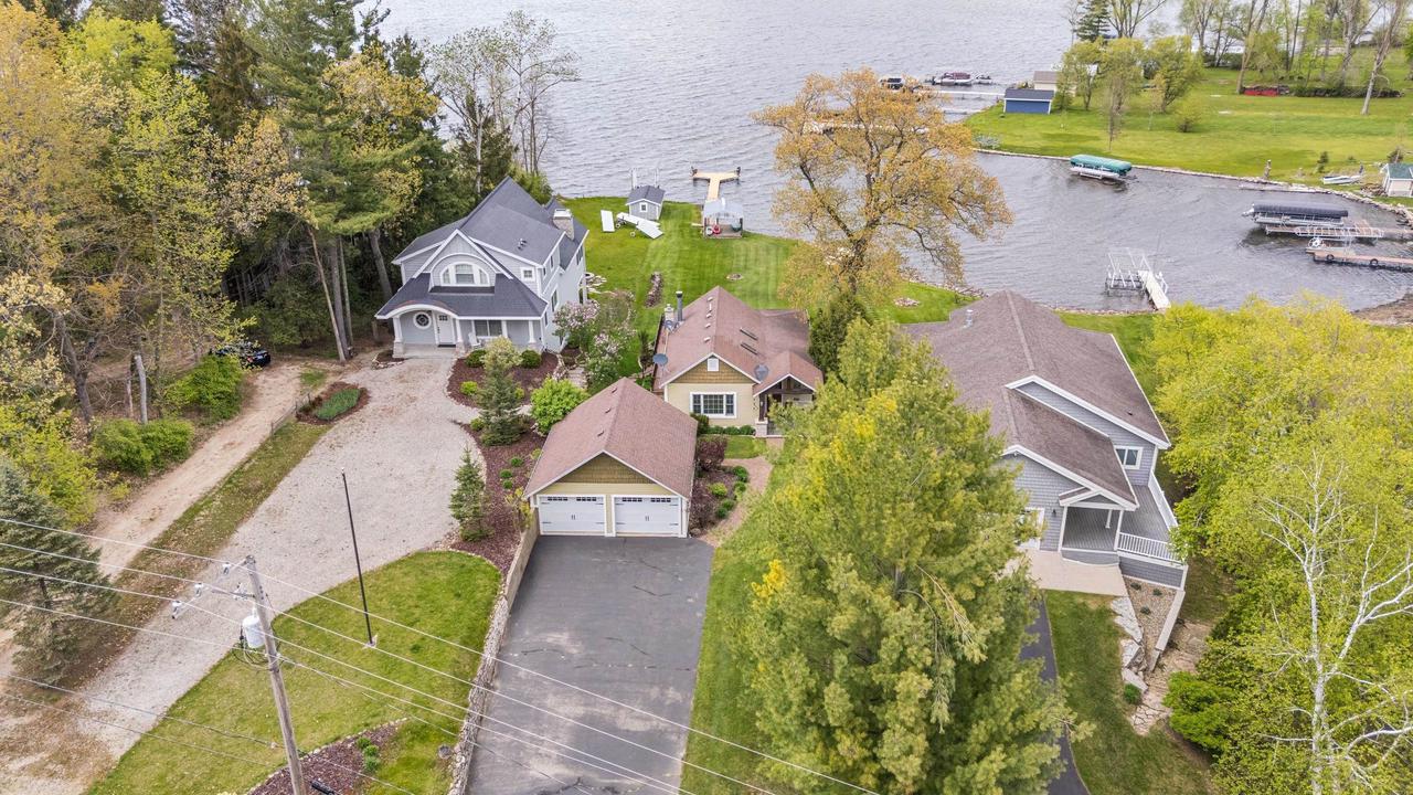 W964 Spring Grove Road