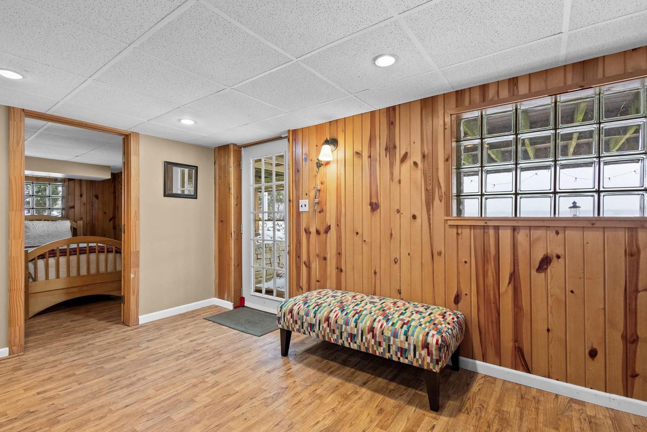 W964 Spring Grove Road