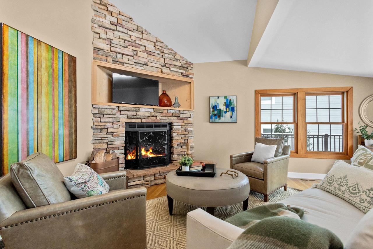 W964 Spring Grove Road