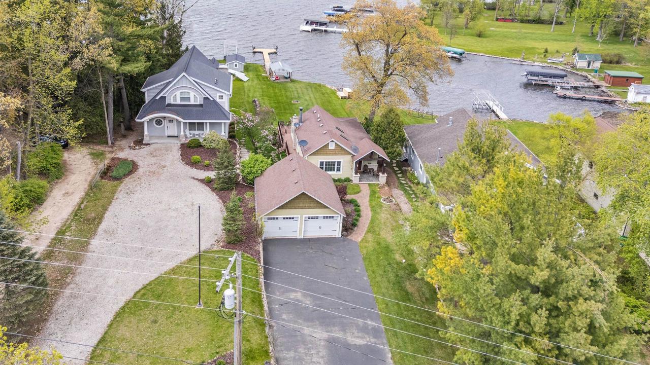 W964 Spring Grove Road