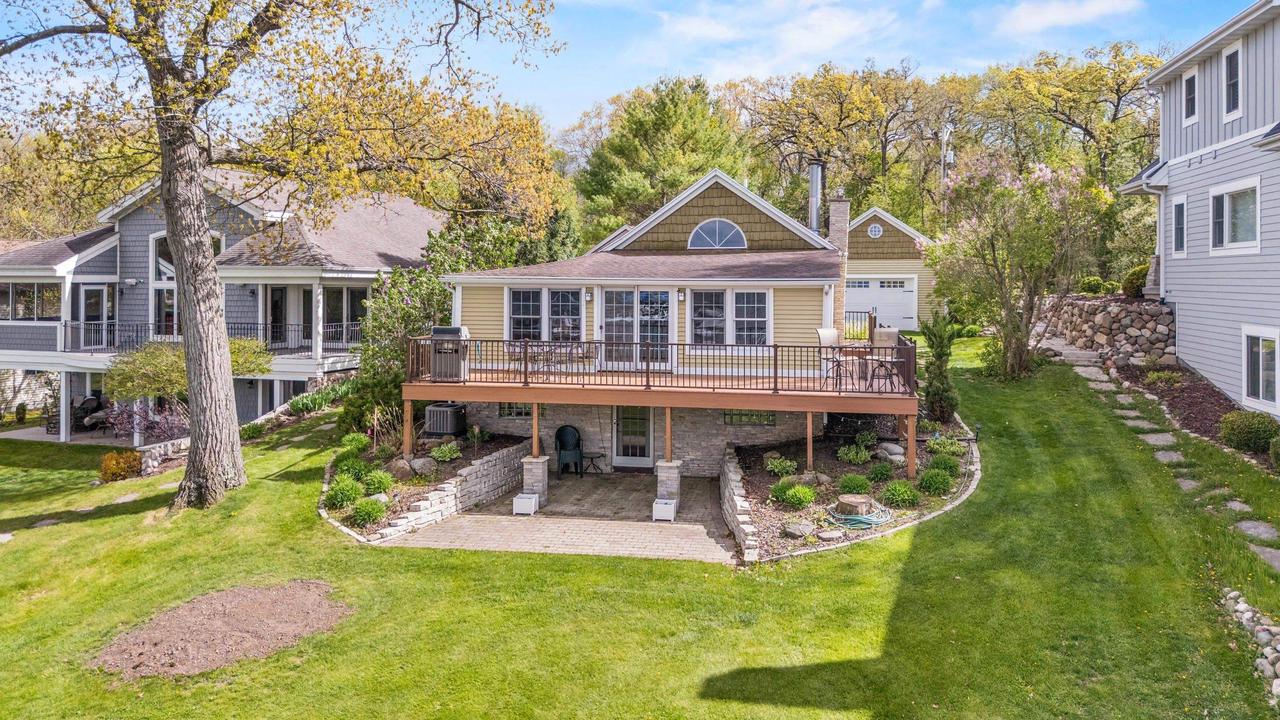 W964 Spring Grove Road