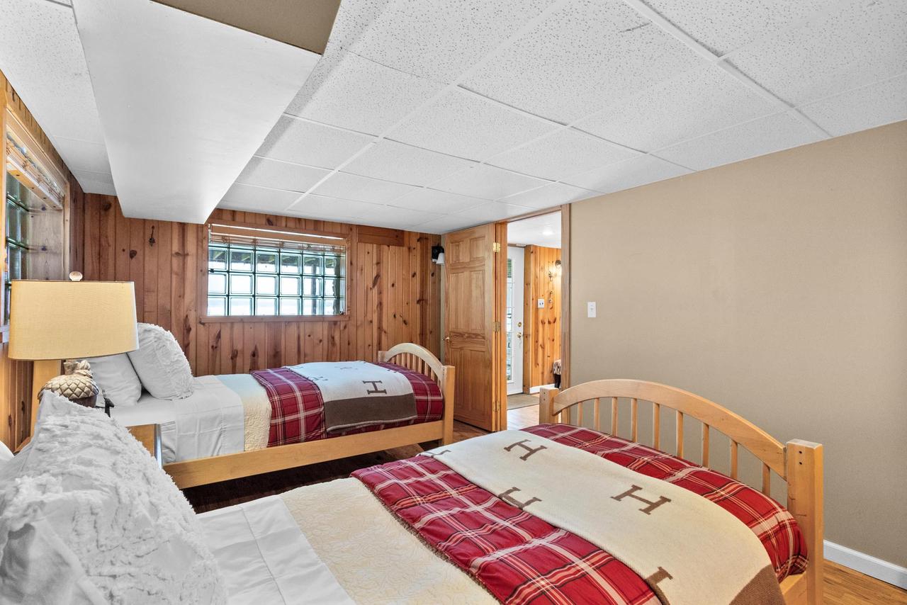 W964 Spring Grove Road