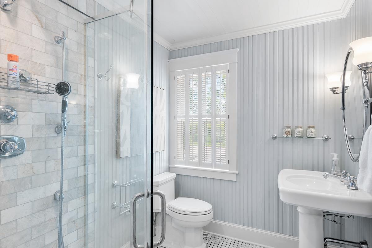 W2004 Tuleta Hill Road