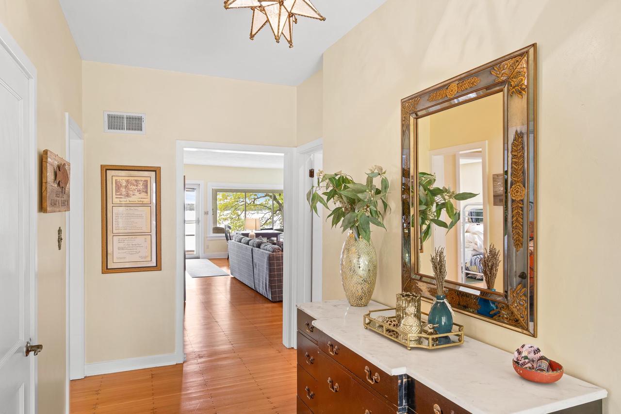 607C Illinois Avenue