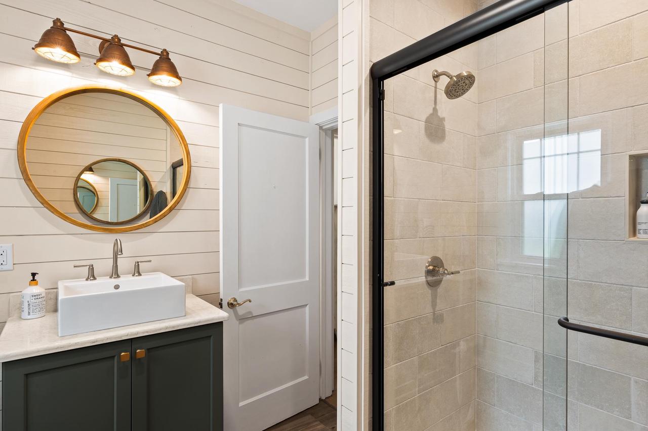 607C Illinois Avenue