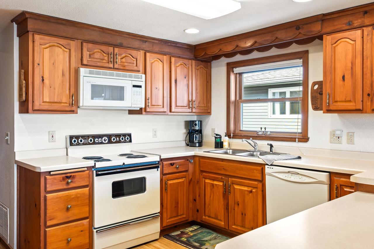 N4470 South Lakeshore Drive