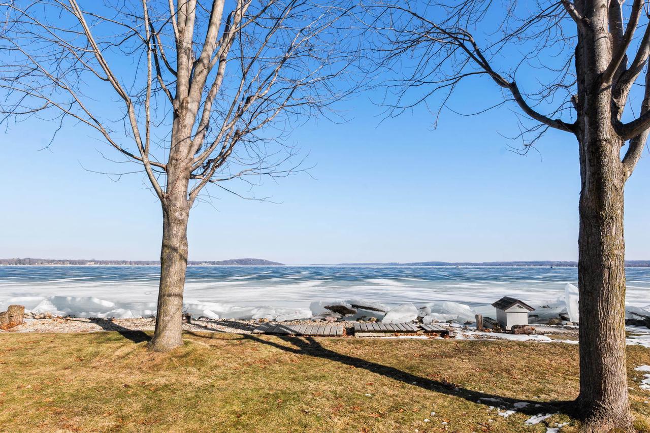 N4470 South Lakeshore Drive