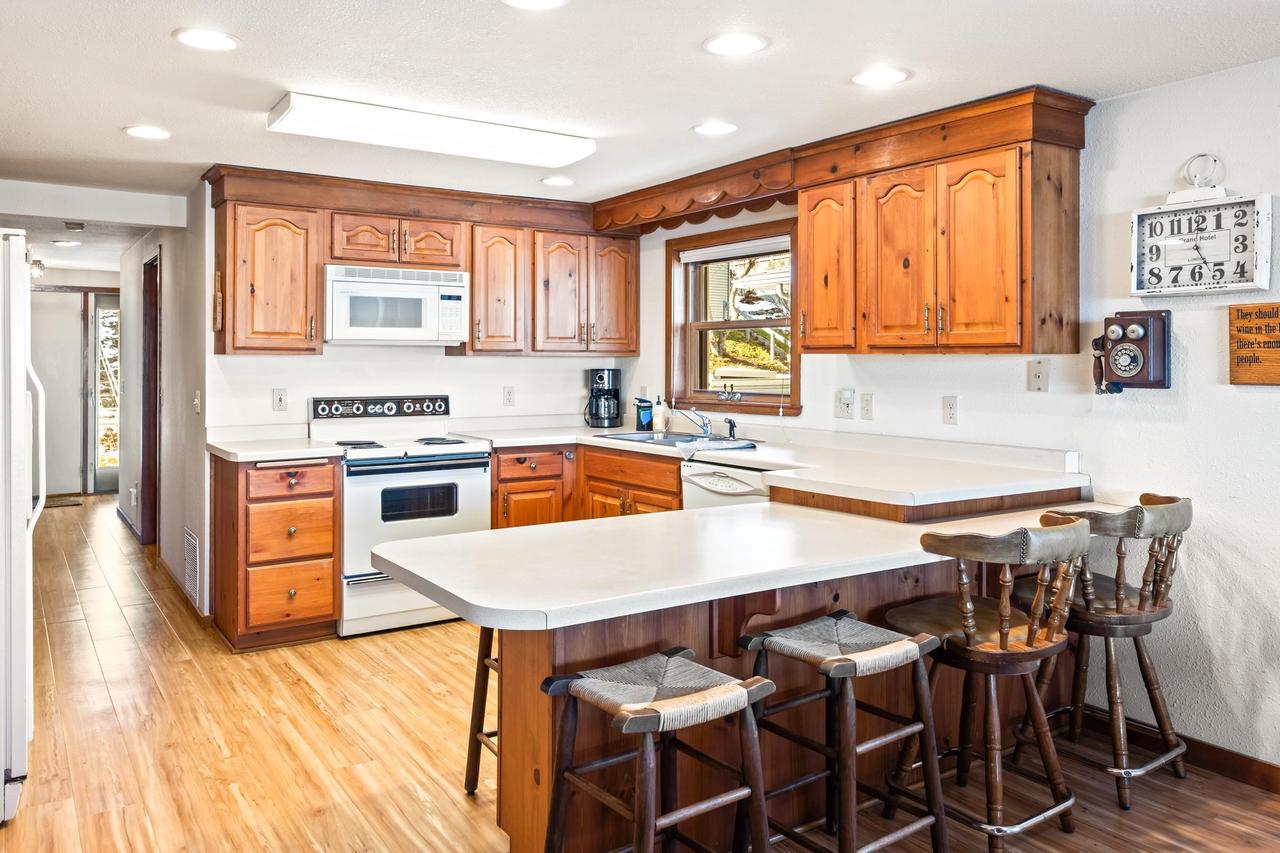 N4470 South Lakeshore Drive