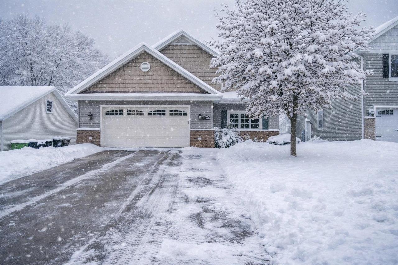 3676 Shangri La Point Road