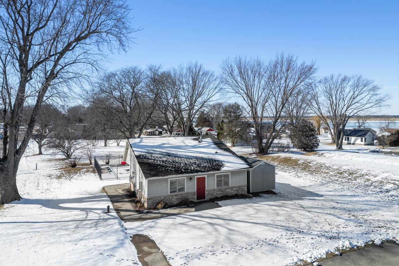 178 East Front Street 13