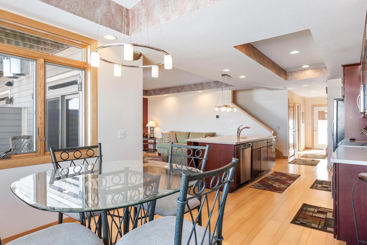 178 East Front Street 13