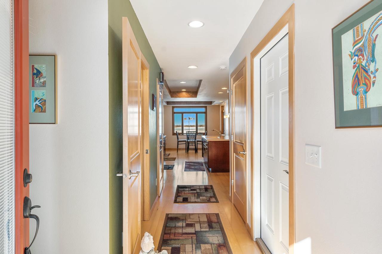 178 East Front Street 13