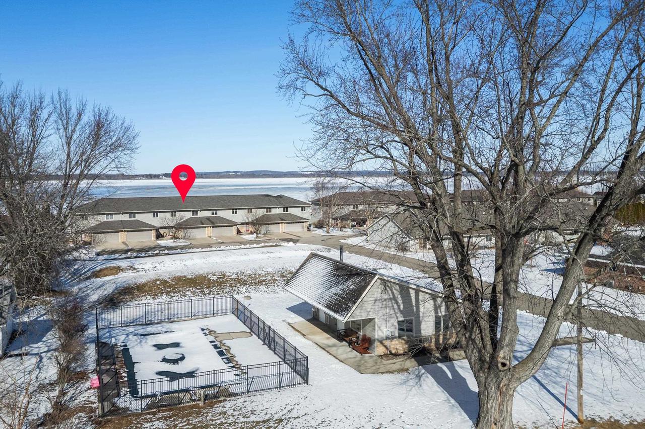 178 East Front Street 13