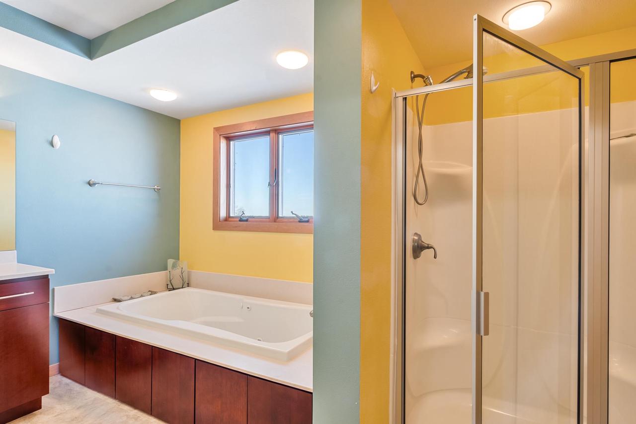 178 East Front Street 13