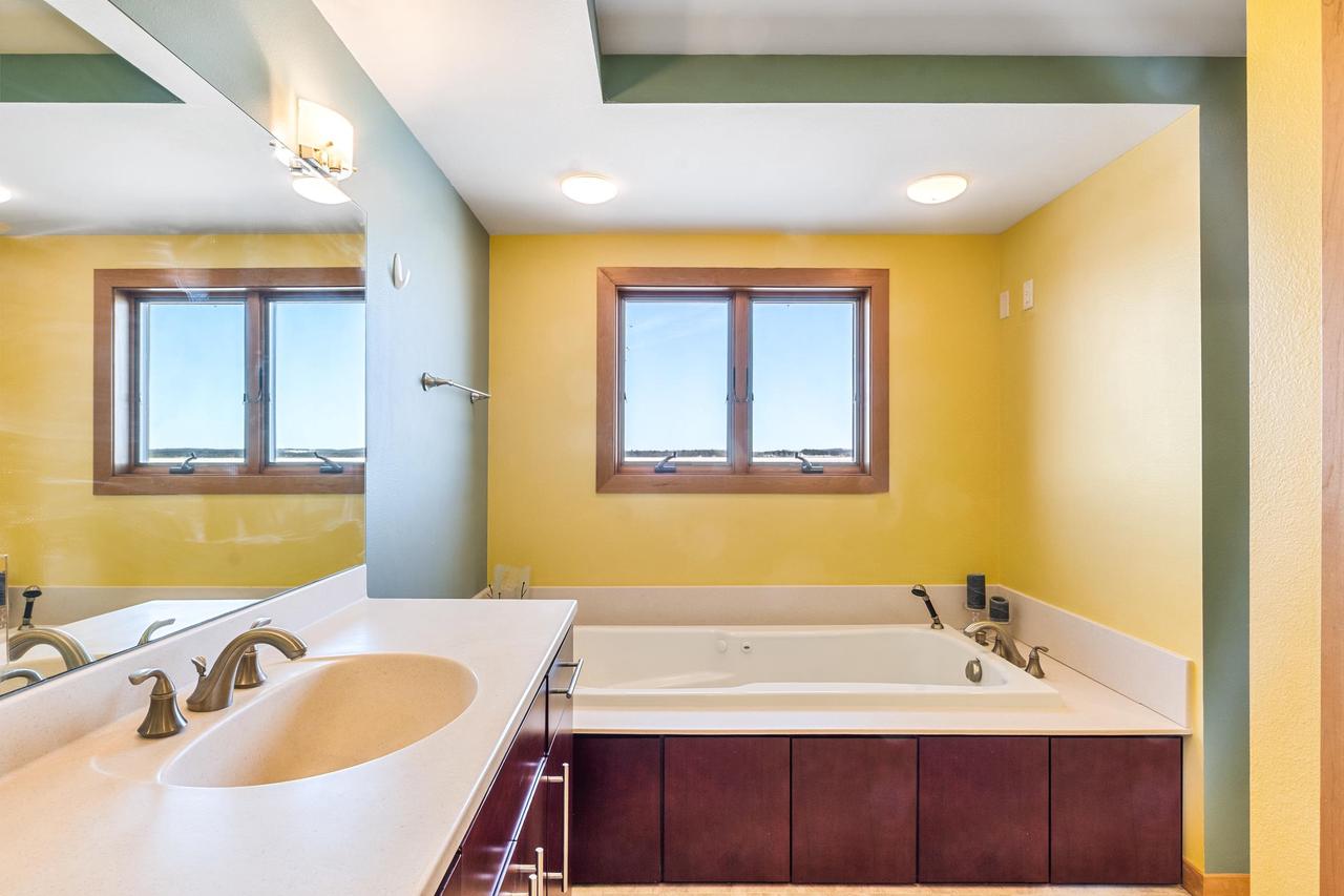 178 East Front Street 13