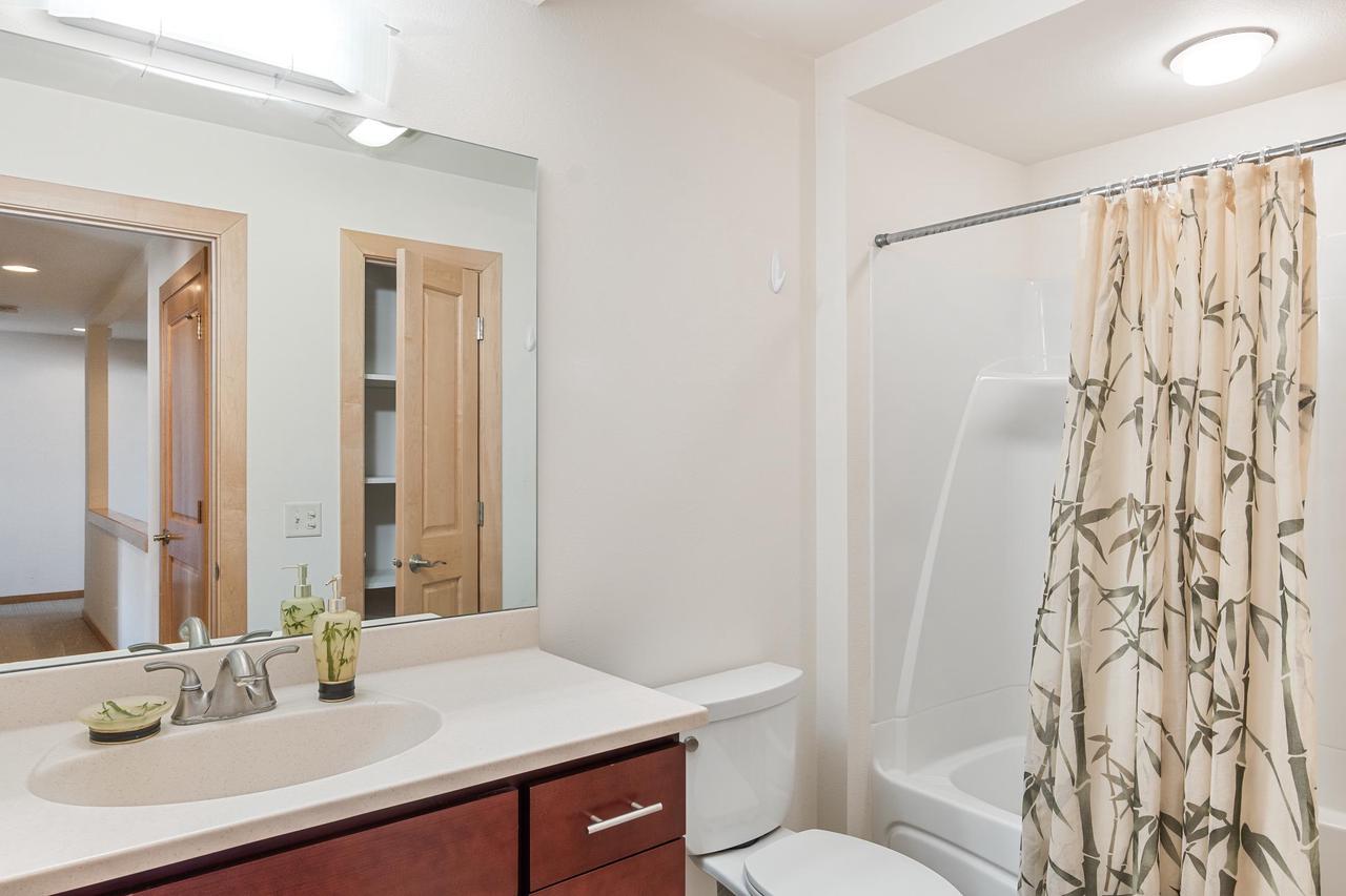 178 East Front Street 13