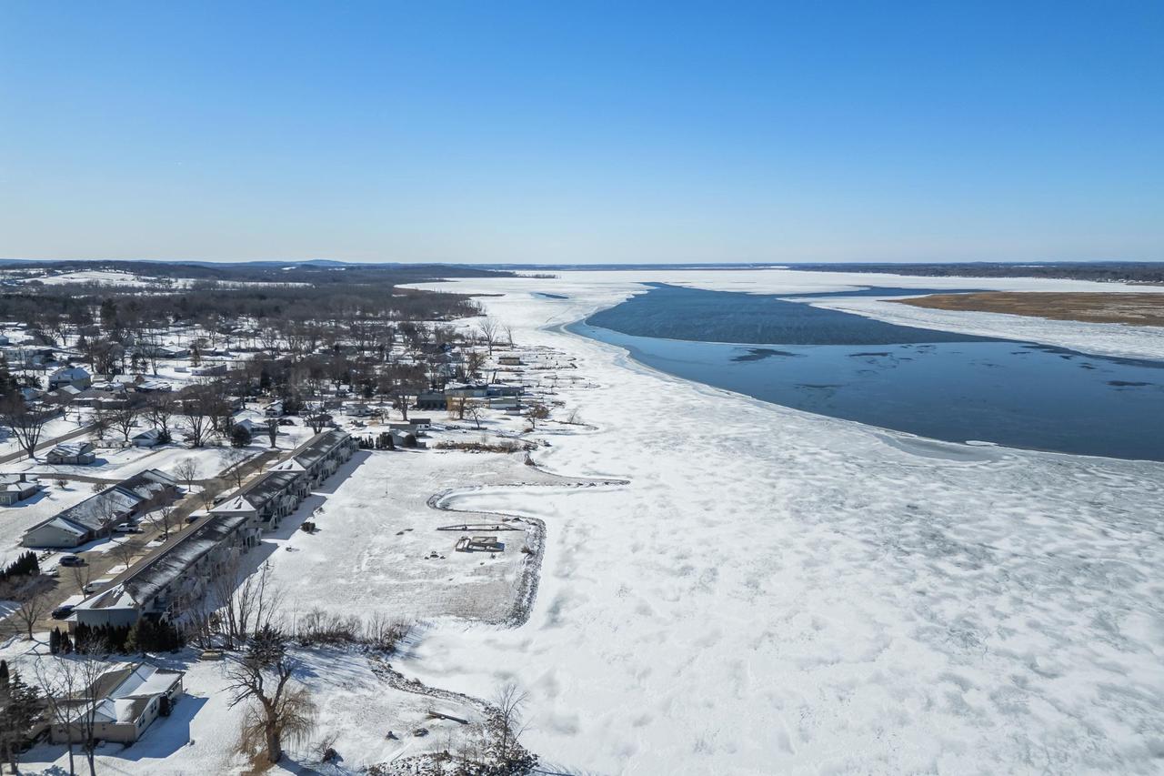 178 East Front Street 13