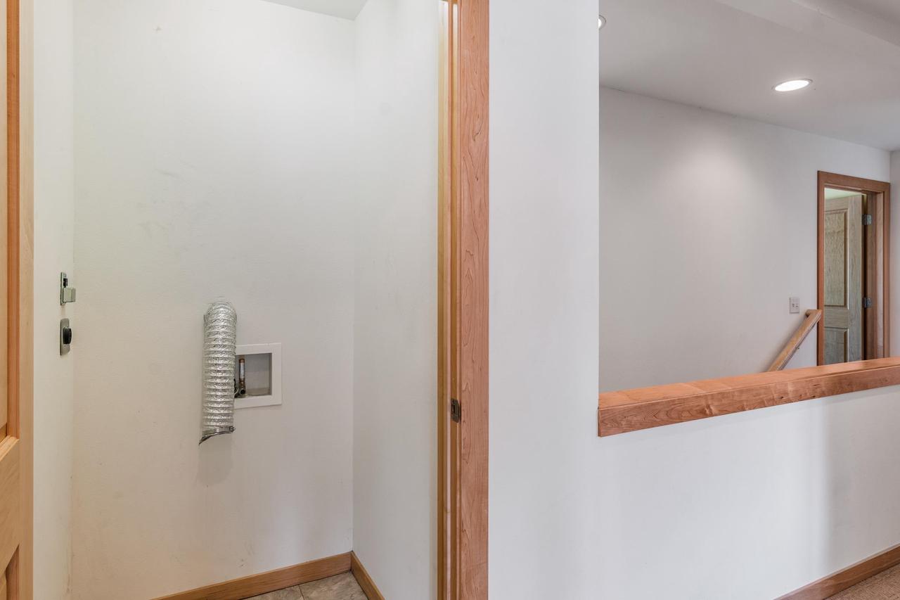 178 East Front Street 13