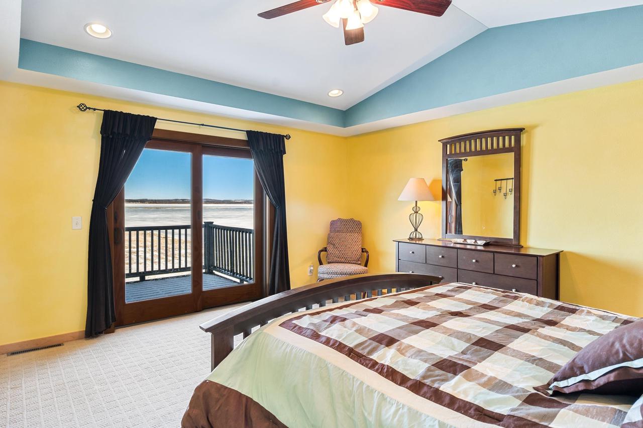 178 East Front Street 13