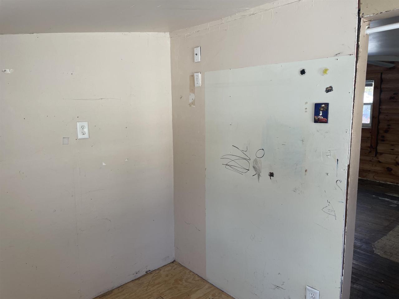 322 East North Street