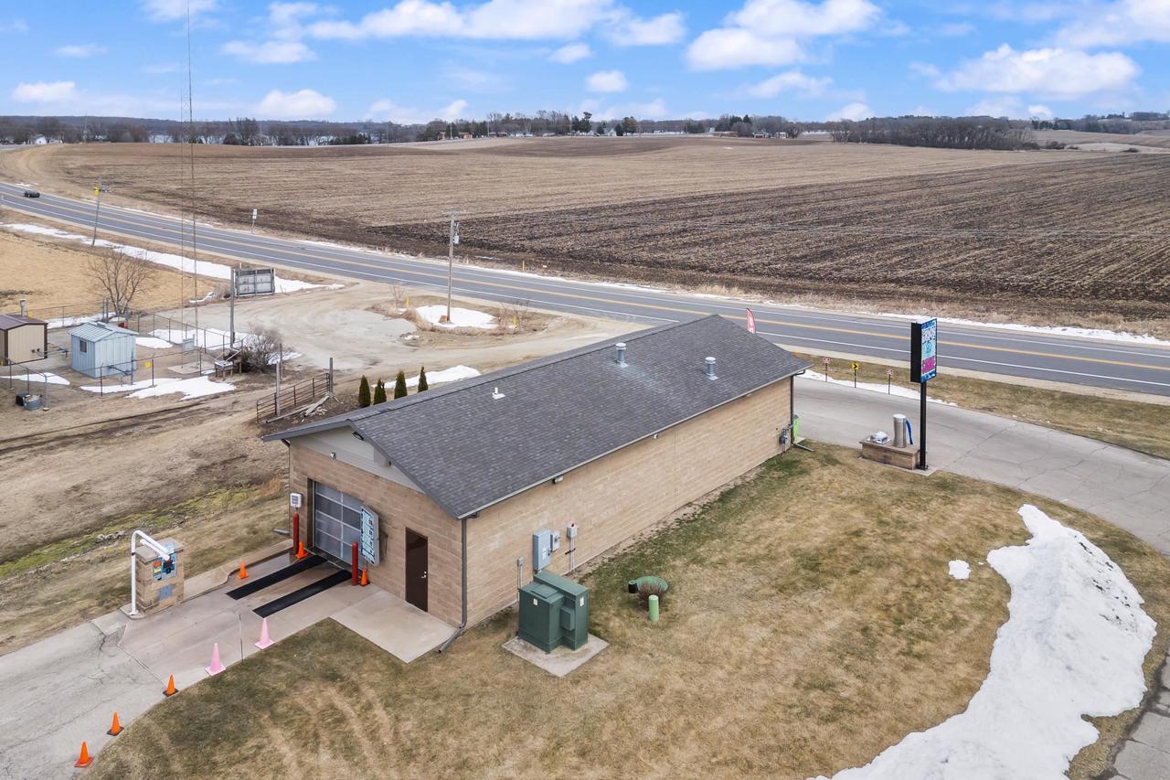 1275 North Margaret Street