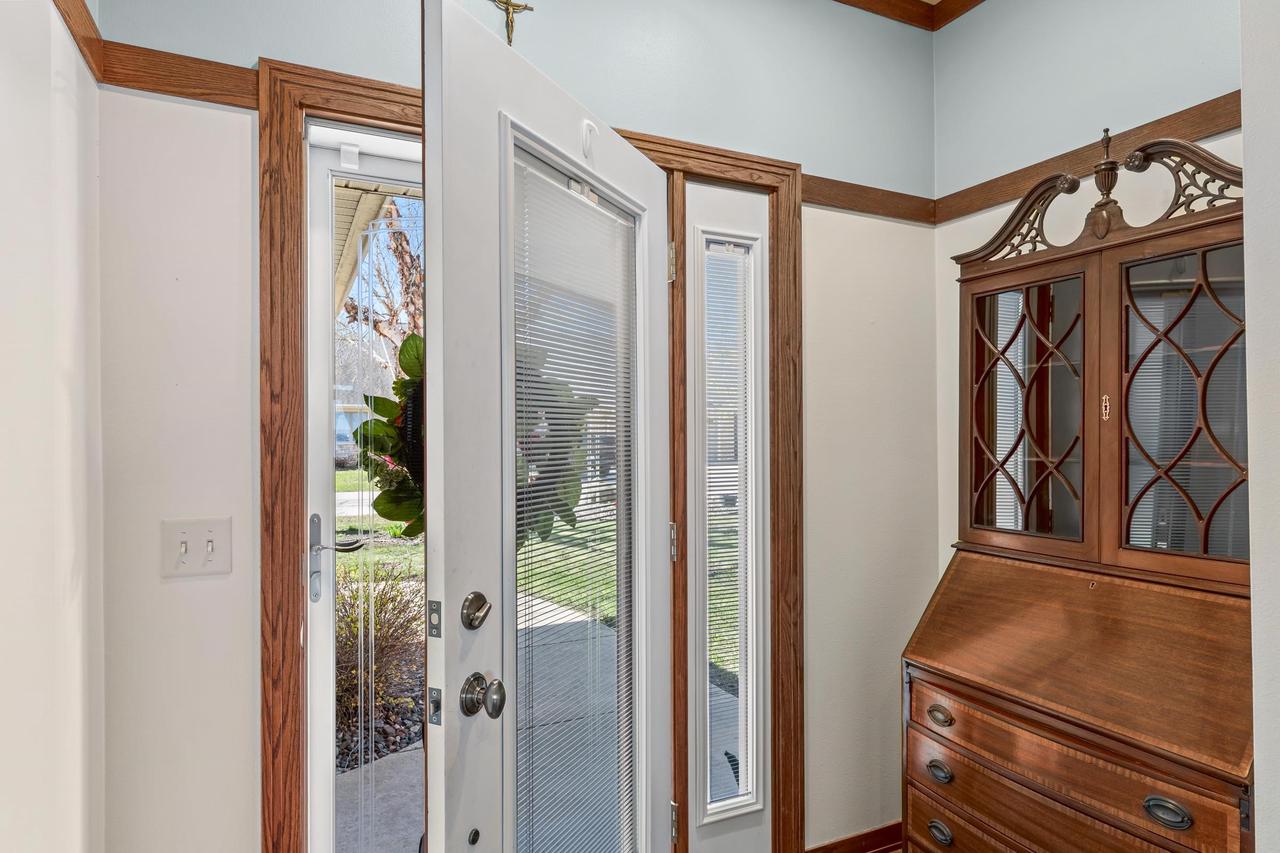 178 East Front Street 31