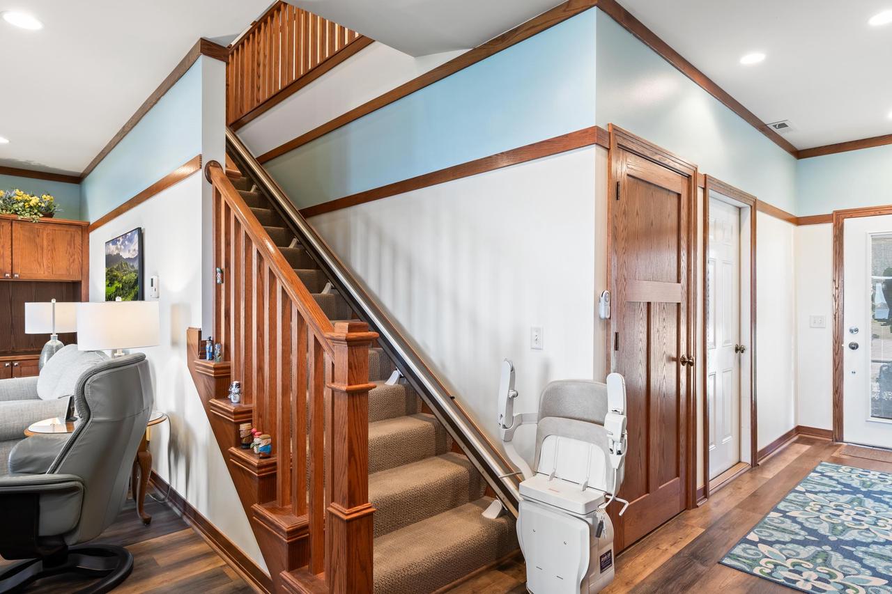 178 East Front Street 31