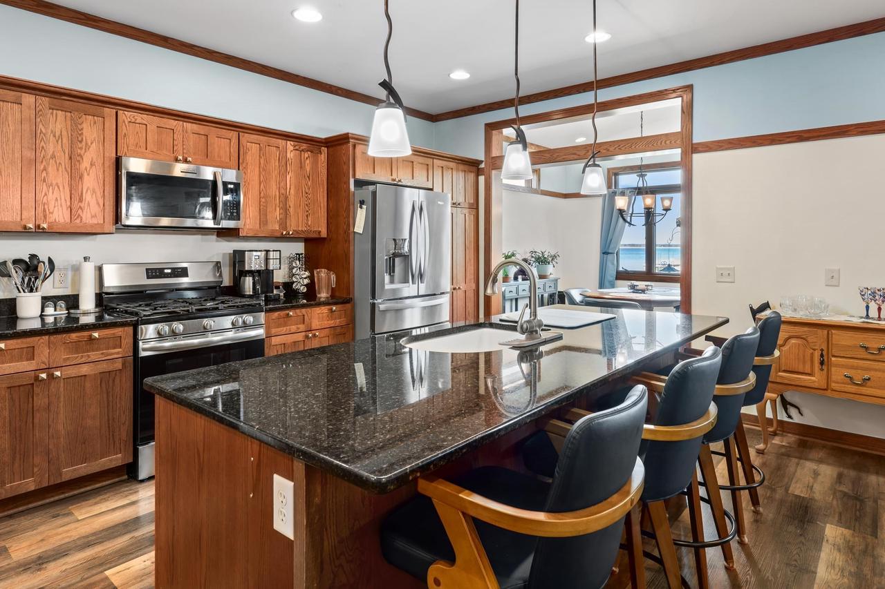 178 East Front Street 31