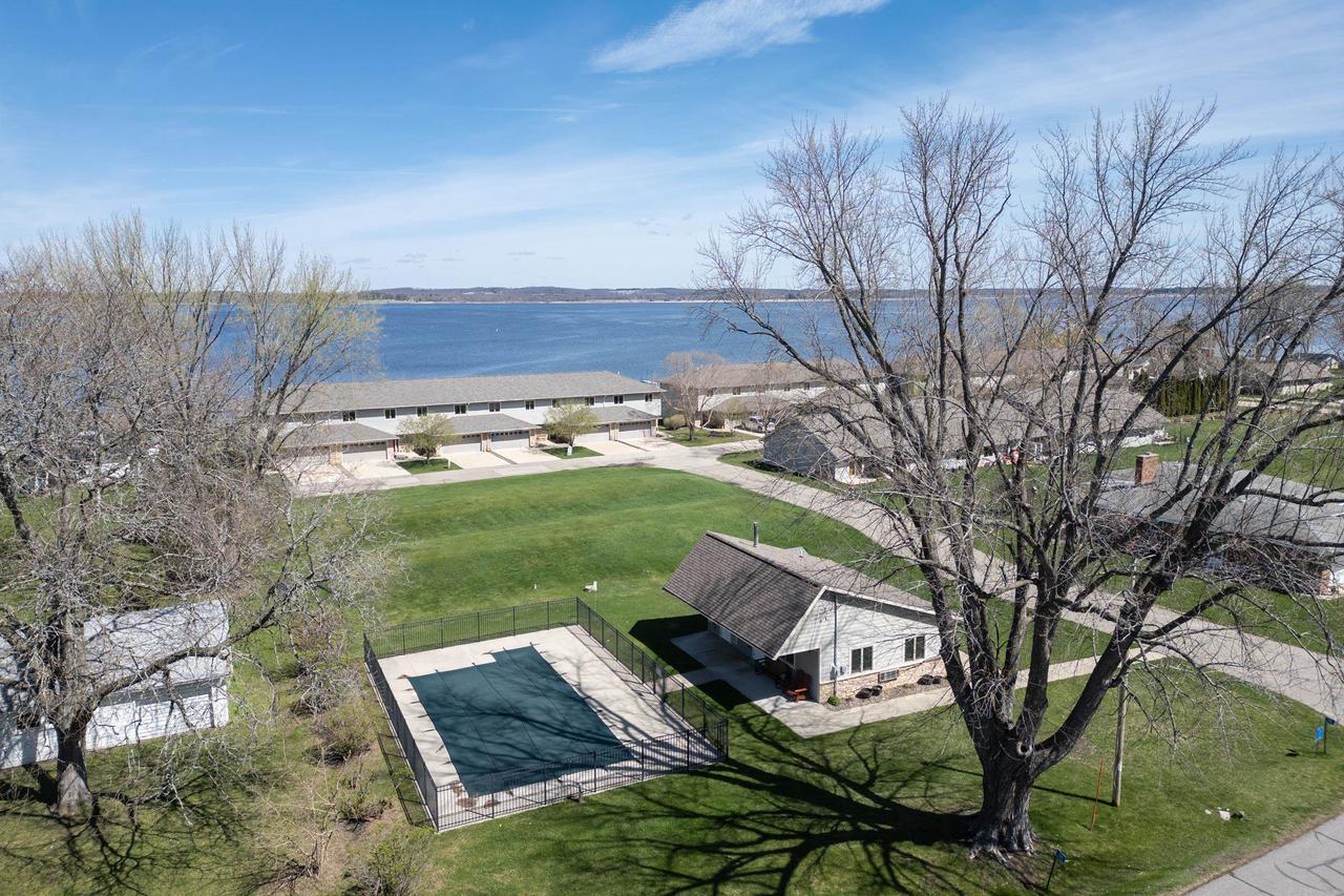 178 East Front Street 31