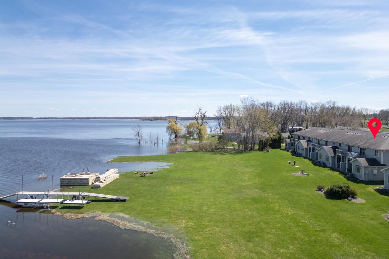 178 East Front Street 31