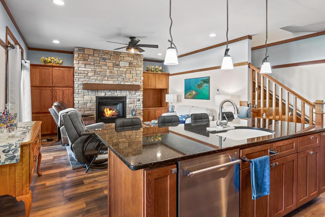 178 East Front Street 31